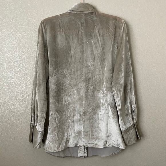 Vince Top Womens Medium Gray Velvet Silk Button Up Front Quiet Luxury Preppy - Picture 8 of 14
